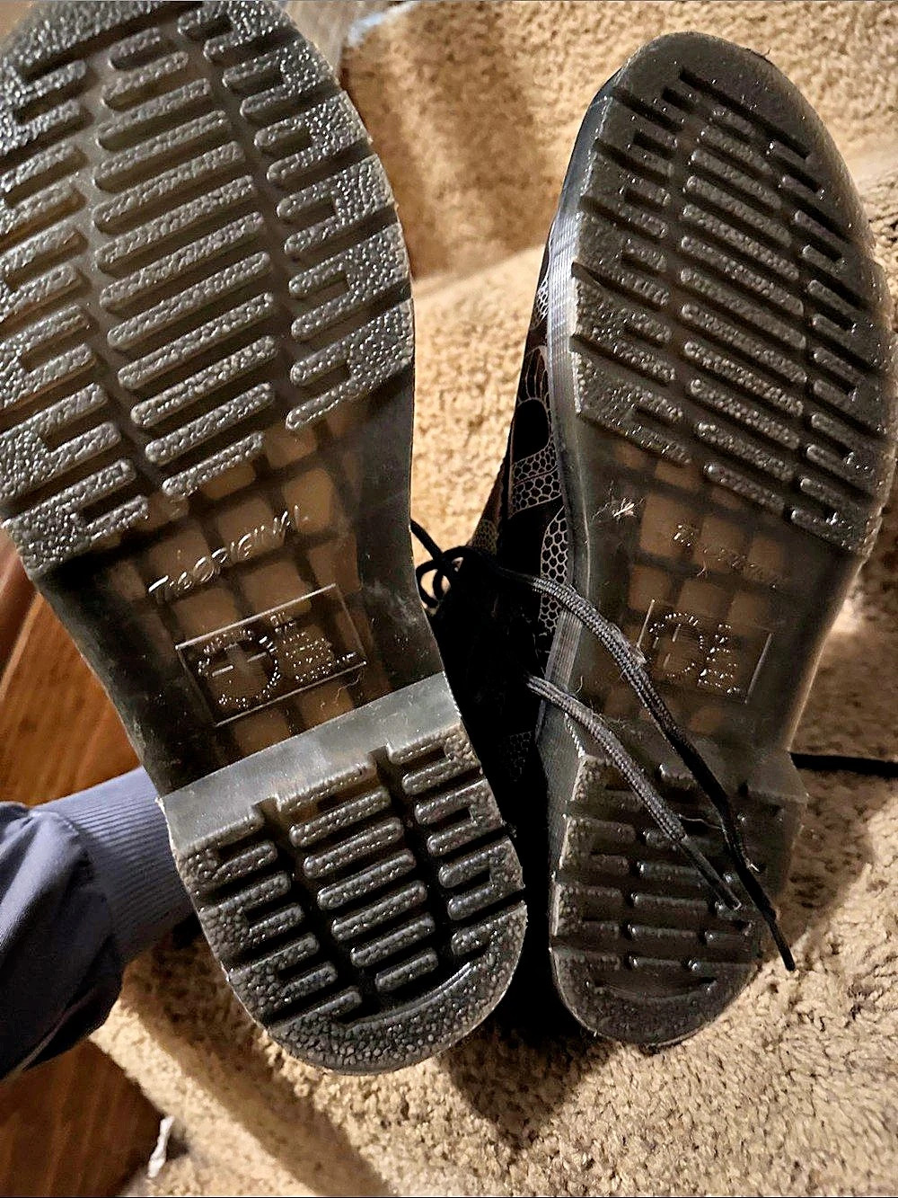 Dr. Martens - Picture 5 of 7